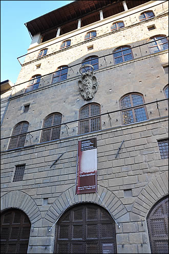 The faade of Palazzo Davanzati